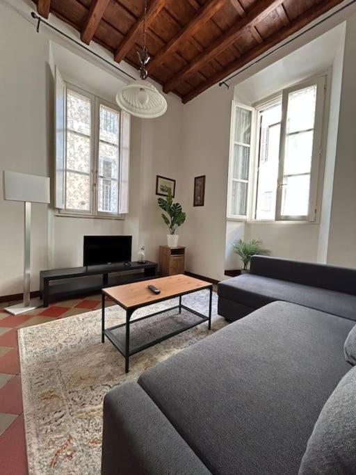 Edoardo'S Historic Apartment Рим Екстер'єр фото